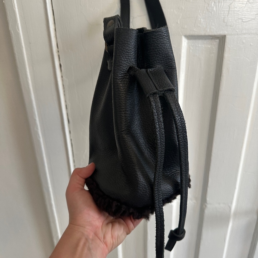 Lordag & Sondag Black Leather and Shearling Bucket Bag